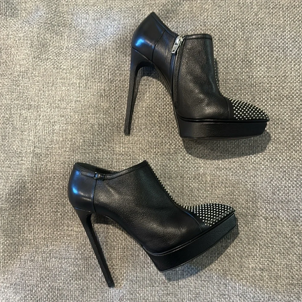 MOVING SALE Saint Laurent Janis Studded Blank Studded Ankle Boot - Picture 11 of 15